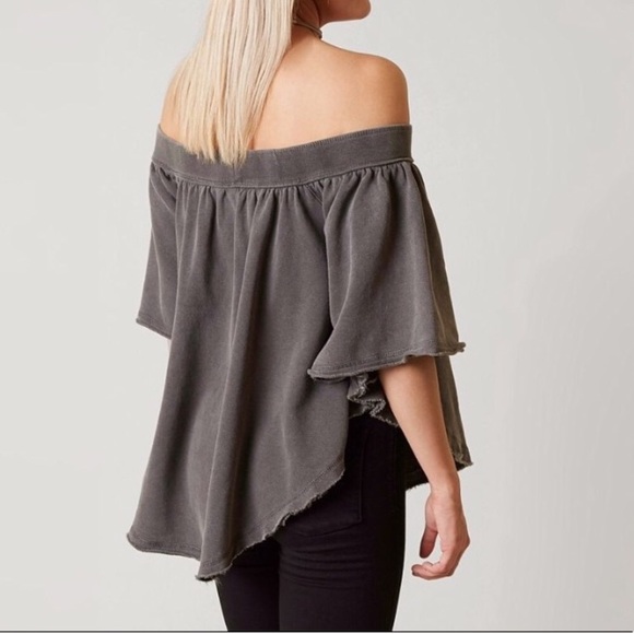 🎉HP🎉✨Free People KISS ME Sweatshirt - Picture 4 of 7